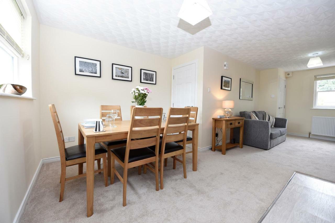 Causeway Coast Apartments 8 Bleach Green Баликасъл Екстериор снимка
